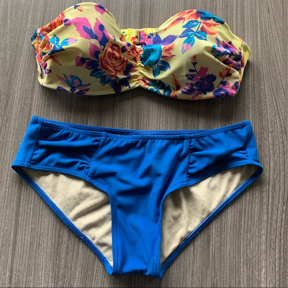 Bandeau bikini